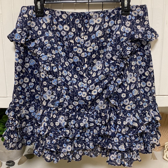 Eva Mendes Ruffle Mini Skirt - New York & Co. / 12 - Picture 4 of 9